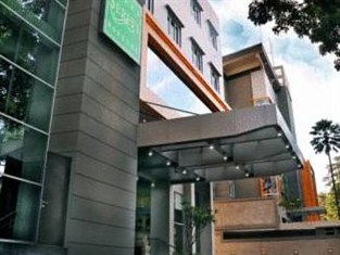 grand seriti hotel bandung