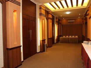 interior hotel riyadi palace solo, riyadi palace hotel surakarta
